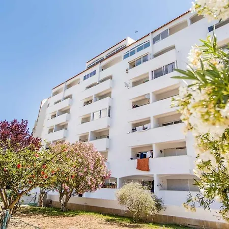 Apartment Holidays Near The Strip